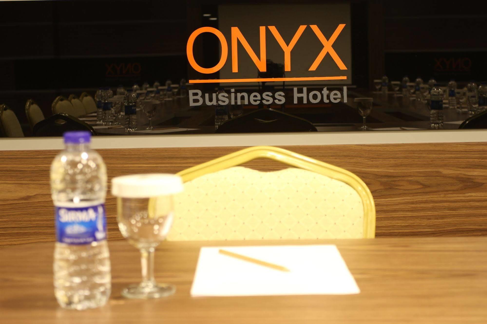 Onyx Business Hotel Ankara Exterior photo